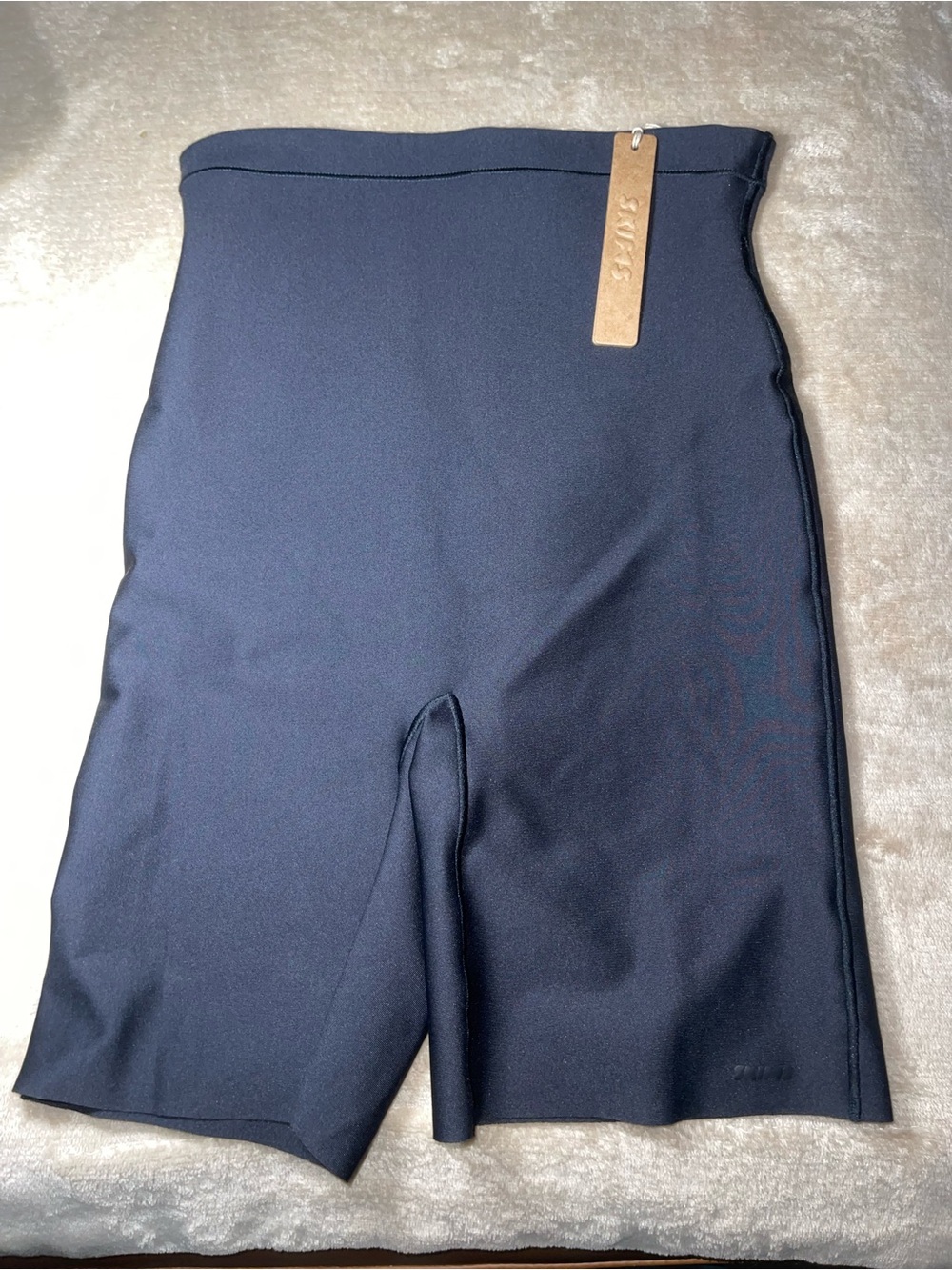 SKIMS Body Zoned Mid Rise Short | Onyx | Size S | NWT